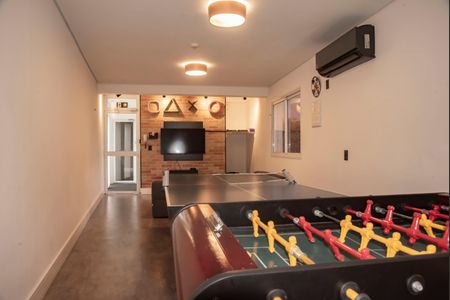 Apartamento para alugar com 100m², 3 quartos e 2 vagasÁrea comum - Sala de jogos