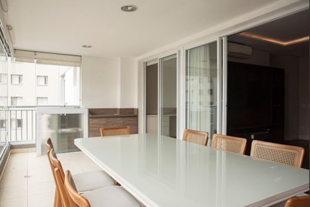 Apartamento para alugar com 100m², 3 quartos e 2 vagasVaranda gourmet