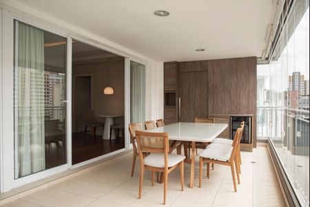 Apartamento para alugar com 100m², 3 quartos e 2 vagasVaranda gourmet