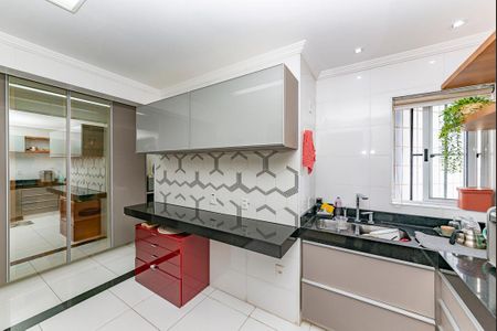 Apartamento à venda com 135m², 3 quartos e 2 vagas Apartamento à venda com 135m², 3 quartos e 2 vagasCozinha