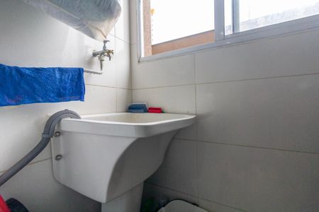 Apartamento à venda com 73m², 2 quartos e sem vagaCozinha e Área de Serviço