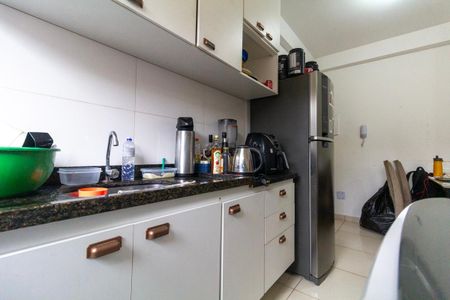 Apartamento à venda com 73m², 2 quartos e sem vagaCozinha e Área de Serviço