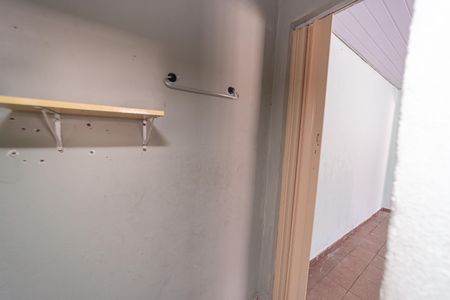 Casa à venda com 67m², 1 quarto e sem vagaBanheiro