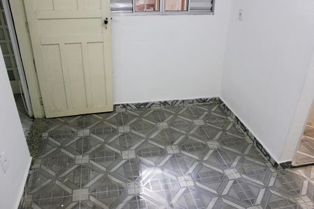 Casa para alugar com 54m², 2 quartos e 1 vagaSuíte 