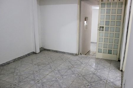 Casa para alugar com 54m², 2 quartos e 1 vagaQuarto 