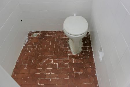 Casa para alugar com 54m², 2 quartos e 1 vagaBanheiro social 