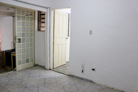 Casa para alugar com 54m², 2 quartos e 1 vagaQuarto 