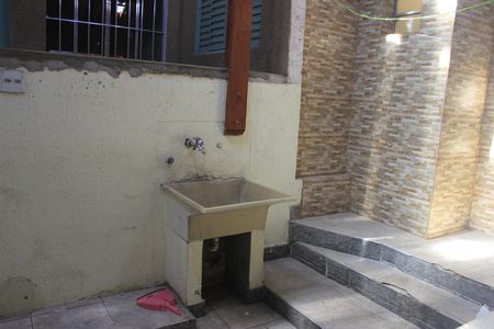 Casa para alugar com 54m², 2 quartos e 1 vagaLavanderia e Quintal 