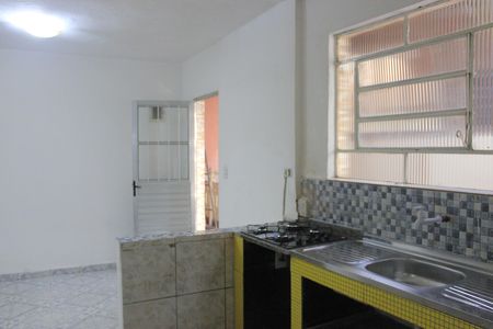 Casa para alugar com 54m², 2 quartos e 1 vagaCozinha 