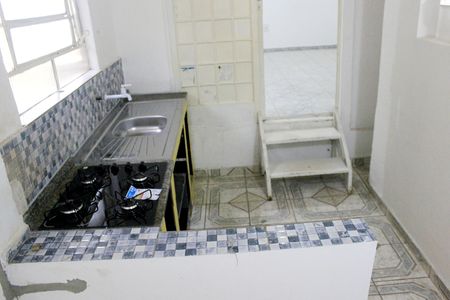 Cozinha  de casa para alugar com 2 quartos, 54m² em Parque Santo Antonio, Guarulhos