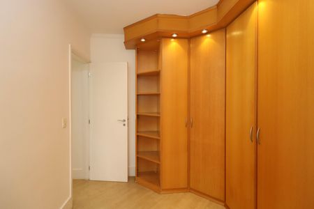 Apartamento à venda com 91m², 2 quartos e 2 vagasQuarto