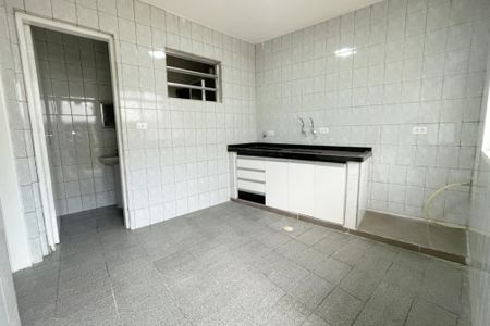 Cozinha de casa para alugar com 1 quarto, 35m² em Vila Dionisia, São Paulo