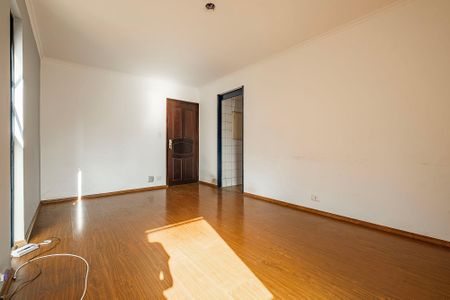 Apartamento à venda com 81m², 2 quartos e sem vagaSala