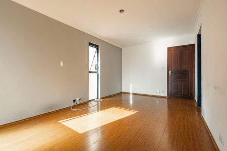 Apartamento à venda com 81m², 2 quartos e sem vagaSala