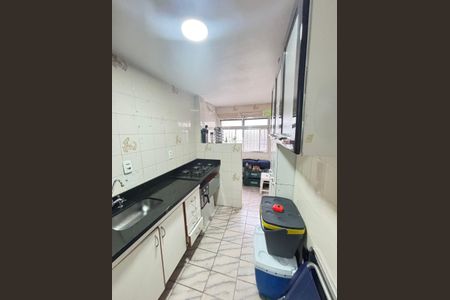 Apartamento à venda com 60m², 2 quartos e 1 vagaCozinha