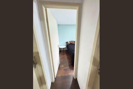 Apartamento à venda com 60m², 2 quartos e 1 vagaCorredor