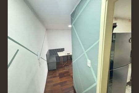 Apartamento à venda com 60m², 2 quartos e 1 vagaCorredor