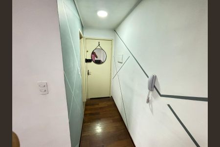 Apartamento à venda com 60m², 2 quartos e 1 vagaCorredor