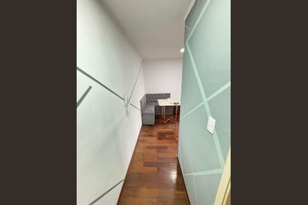 Apartamento à venda com 60m², 2 quartos e 1 vagaCorredor