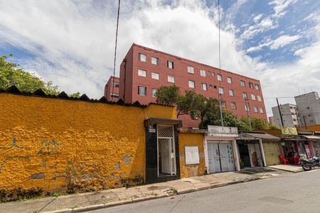 Apartamento à venda com 47m², 2 quartos e 1 vaga Apartamento à venda com 47m², 2 quartos e 1 vagaFachada