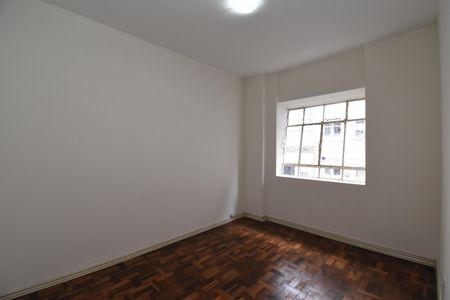 Apartamento para alugar com 105m², 3 quartos e sem vagaQuarto 2