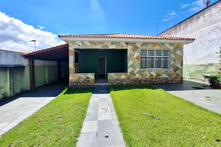 Casa à venda com 163m², 2 quartos e 6 vagas Casa à venda com 163m², 2 quartos e 6 vagasQuintal