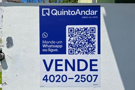 Casa à venda com 163m², 2 quartos e 6 vagas Casa à venda com 163m², 2 quartos e 6 vagasplaca