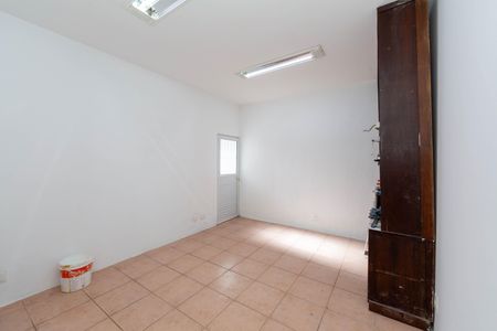 Casa à venda com 480m², 6 quartos e 4 vagas Casa à venda com 480m², 6 quartos e 4 vagasQUARTO5