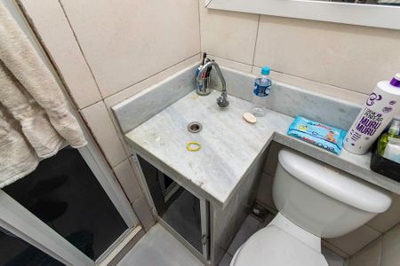 Casa à venda com 63m², 2 quartos e 2 vagasBanheiro