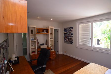 Casa de condomínio para alugar com 600m², 5 quartos e 5 vagas Casa de condomínio para alugar com 600m², 5 quartos e 5 vagasSuíte 2