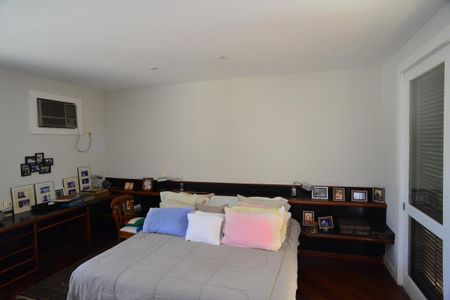 Casa de condomínio para alugar com 600m², 5 quartos e 5 vagas Casa de condomínio para alugar com 600m², 5 quartos e 5 vagasSuíte Principal