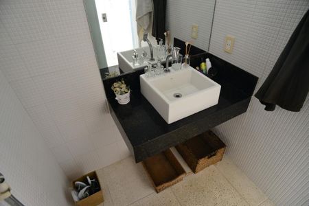 Casa de condomínio para alugar com 600m², 5 quartos e 5 vagas Casa de condomínio para alugar com 600m², 5 quartos e 5 vagasÁrea Externa - Banheiro e Sauna