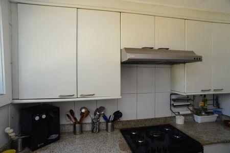 Casa de condomínio para alugar com 600m², 5 quartos e 5 vagas Casa de condomínio para alugar com 600m², 5 quartos e 5 vagasCozinha