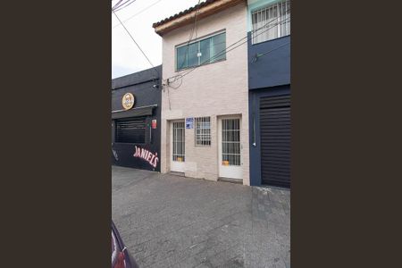 Casa para alugar com 42m², 1 quarto e sem vagaFachada