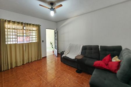 Casa para alugar com 87m², 3 quartos e 3 vagas Casa para alugar com 87m², 3 quartos e 3 vagasSala