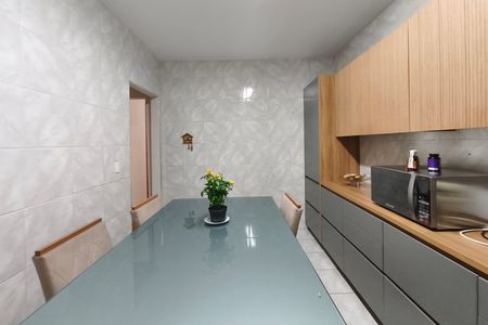 Casa para alugar com 87m², 3 quartos e 3 vagas Casa para alugar com 87m², 3 quartos e 3 vagasCozinha