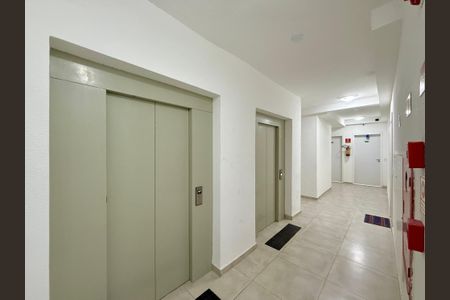 Apartamento para alugar com 45m², 2 quartos e 1 vagaHall Apartamento 