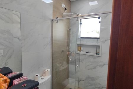 Casa à venda com 389m², 3 quartos e 4 vagas Casa à venda com 389m², 3 quartos e 4 vagasBanheiro da Suíte 3