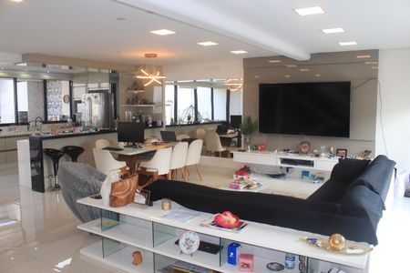 Sala de casa à venda com 3 quartos, 389m² em Nova Gerti, São Caetano do Sul