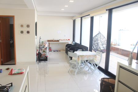 Casa à venda com 389m², 3 quartos e 4 vagasCozinha