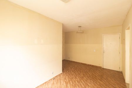 Sala de apartamento para alugar com 2 quartos, 49m² em Campo Grande, Rio de Janeiro