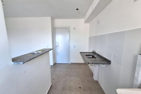 Sala de apartamento para alugar com 2 quartos, 48m² em Figueira, Duque de Caxias