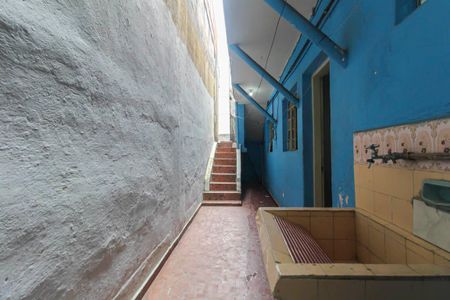 Casa para alugar com 35m², 1 quarto e sem vaga