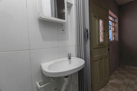 Casa para alugar com 35m², 1 quarto e sem vaga