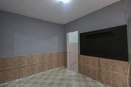 Casa para alugar com 35m², 1 quarto e sem vaga
