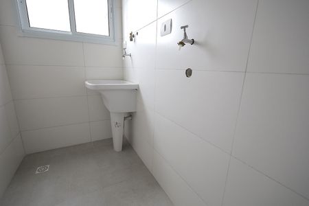 Área de Serviço de apartamento à venda com 2 quartos, 120m² em Campestre, Santo André