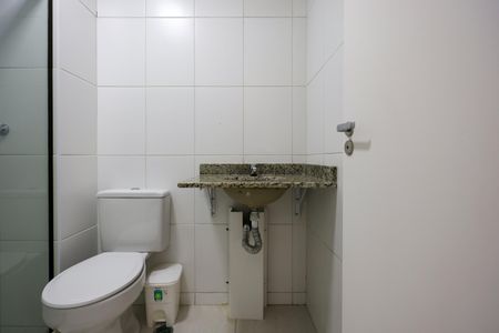 Apartamento à venda com 50m², 2 quartos e 1 vaga Apartamento à venda com 50m², 2 quartos e 1 vagaBanheiro