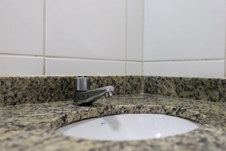 Apartamento à venda com 50m², 2 quartos e 1 vaga Apartamento à venda com 50m², 2 quartos e 1 vagaBanheiro