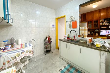 Apartamento à venda com 80m², 2 quartos e 1 vagaCozinha