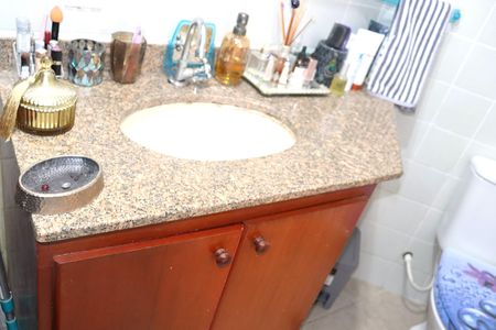 Banheiro de apartamento à venda com 1 quarto, 28m² em Bela Vista, São Paulo